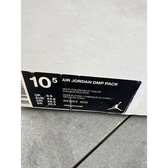 Air Jordan DMP PACK Sneakers Size 10.5 Men\'s 2 Pairs main image 12